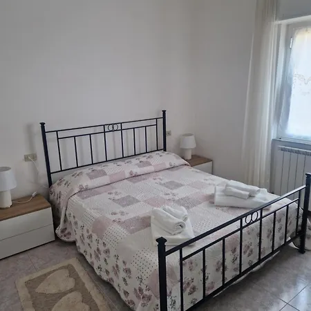 La Casa Dei Limoni Apartment Spotorno
